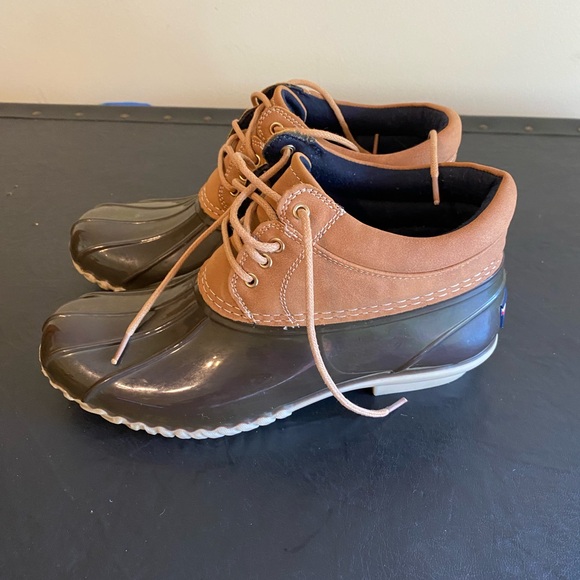 Tommy Hilfiger Women’s Brown and Green Duck Booties For Snow Rain, Size 7. - Picture 1 of 6